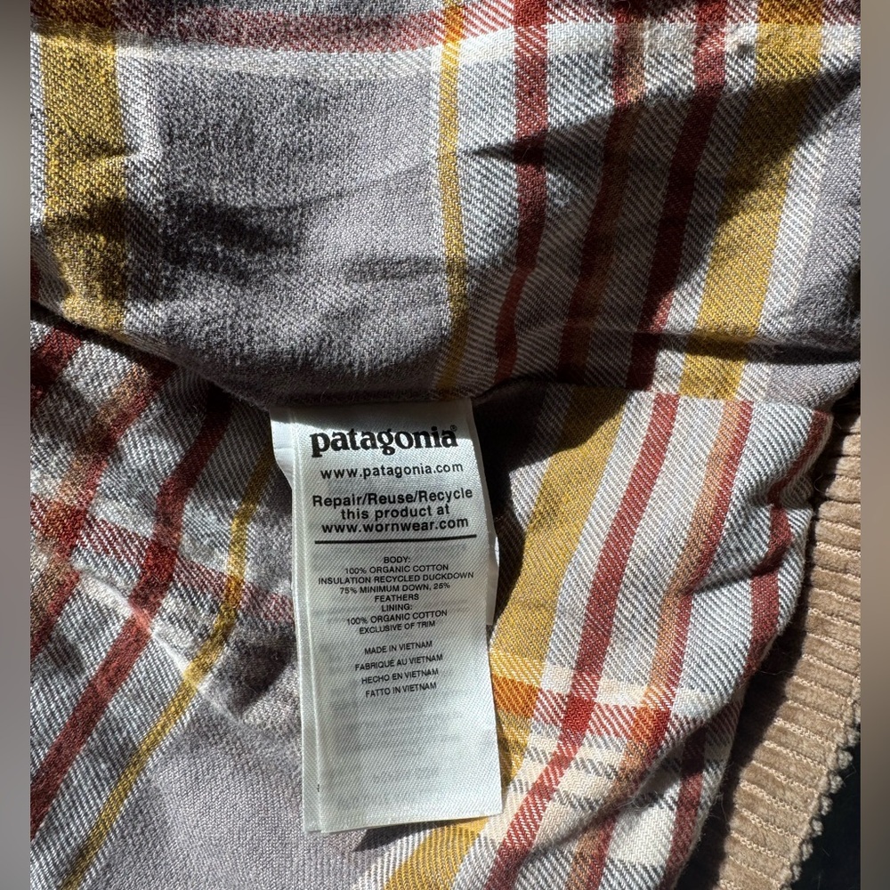 Patagonia Women’s Fjord Corduroy Jacket - Picture 6 of 6